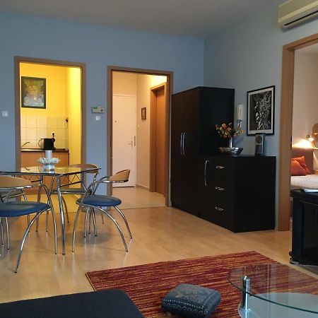 Апартаменты Romai Apartmanhaz Хевиз Экстерьер фото